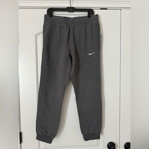 Nike Club Fleece Joggers